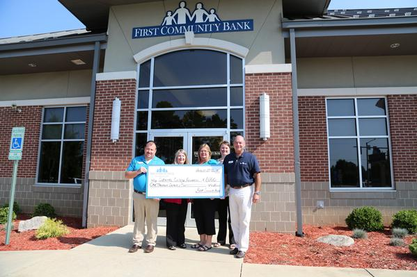First Community Bank Sponsors Ozarka College Foundation Golf Tournament